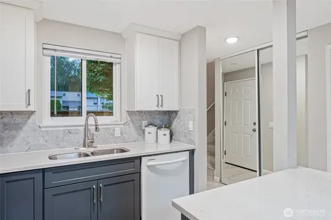10053 NE 138th Place Kirkland WA 98034