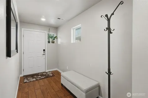 19711 26th Avenue W Lynnwood WA 98036