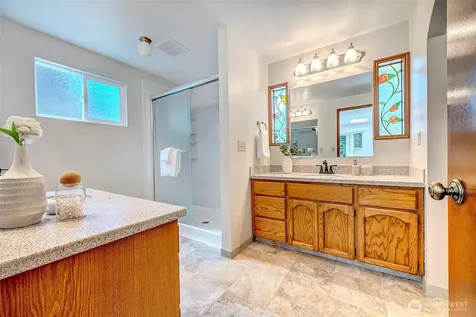 10110 175th Place SE Snohomish WA 98296