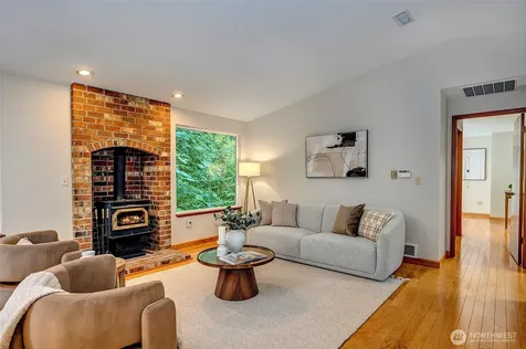10110 175th Place SE Snohomish WA 98296
