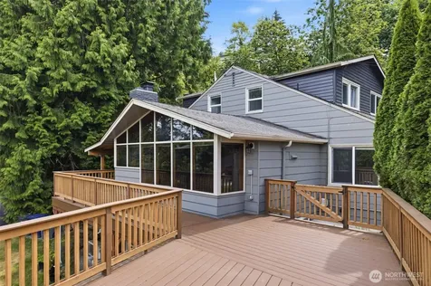 11331 E Riverside Drive Bothell WA 98011