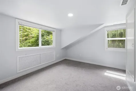 11331 E Riverside Drive Bothell WA 98011