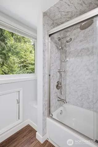 11331 E Riverside Drive Bothell WA 98011