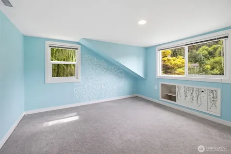11331 E Riverside Drive Bothell WA 98011