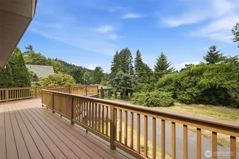 11331 E Riverside Drive Bothell WA 98011