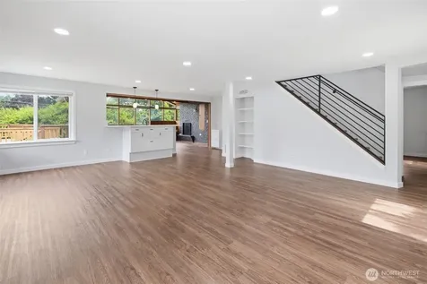 11331 E Riverside Drive Bothell WA 98011