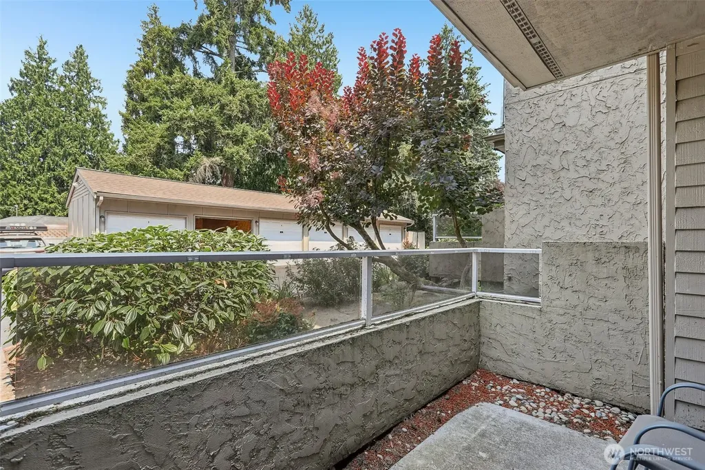 12037 100th Avenue NE Kirkland WA 98034