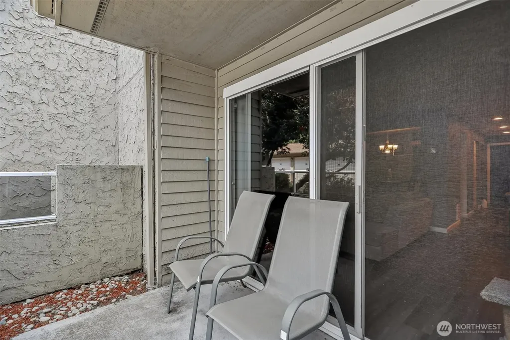 12037 100th Avenue NE Kirkland WA 98034