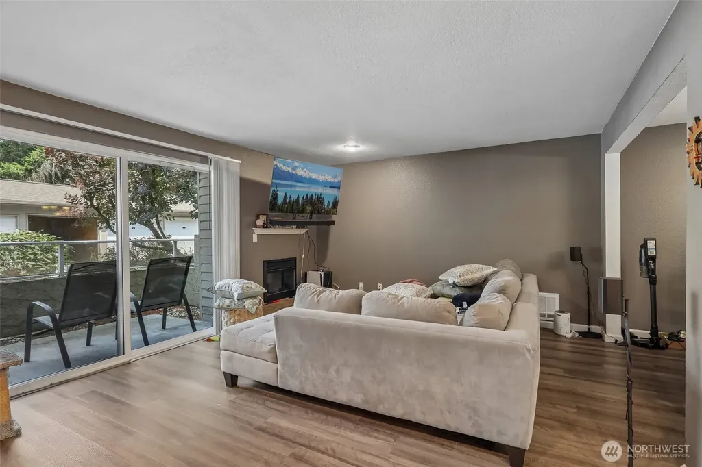 12037 100th Avenue NE Kirkland WA 98034