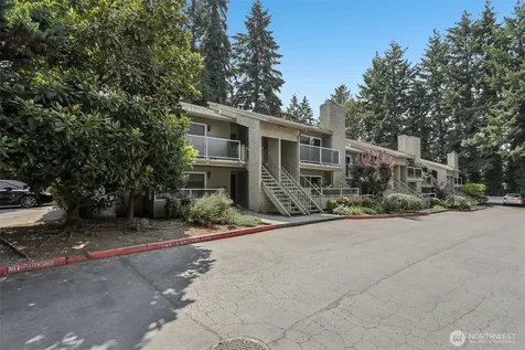 12037 100th Avenue NE Kirkland WA 98034