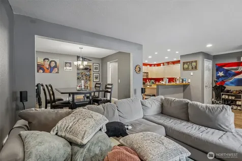 12037 100th Avenue NE Kirkland WA 98034