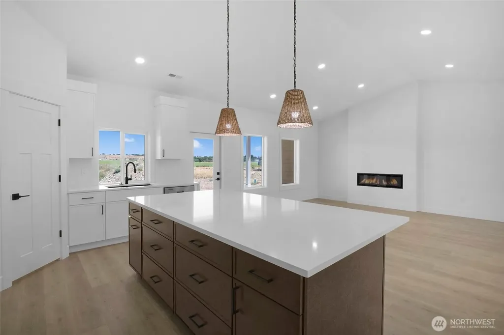 7471 Redmond Road NE Moses Lake WA 98837