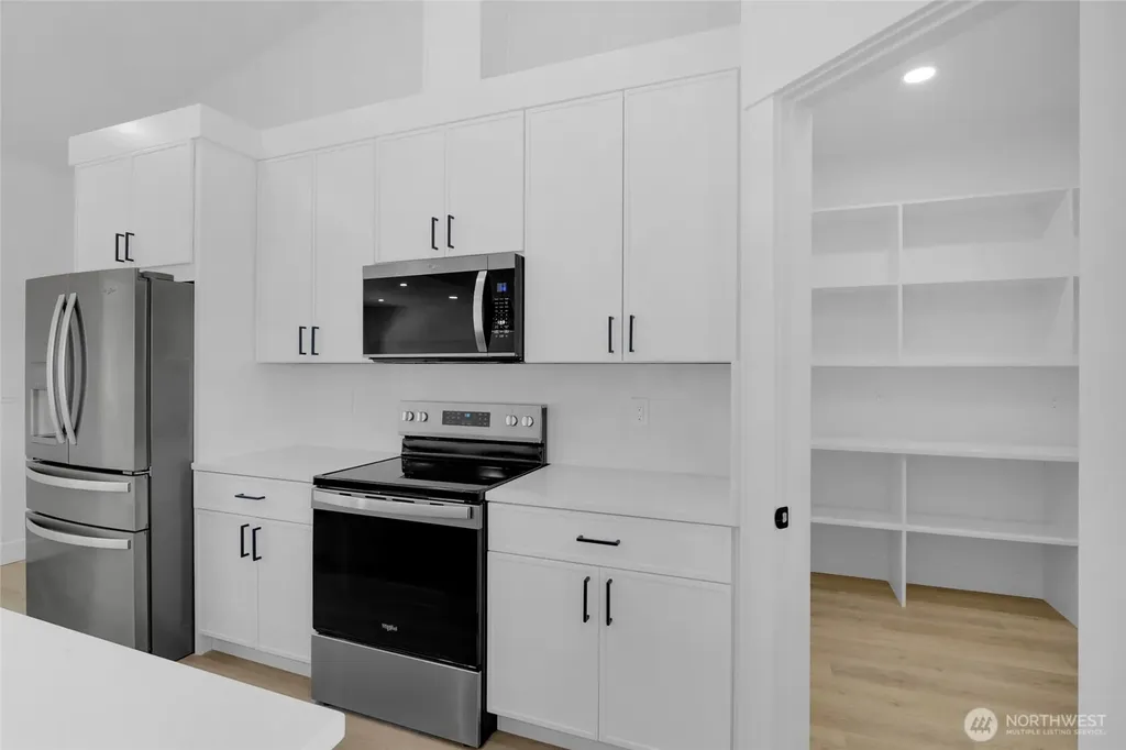 7471 Redmond Road NE Moses Lake WA 98837