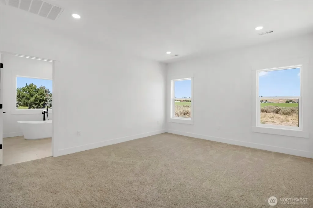7471 Redmond Road NE Moses Lake WA 98837
