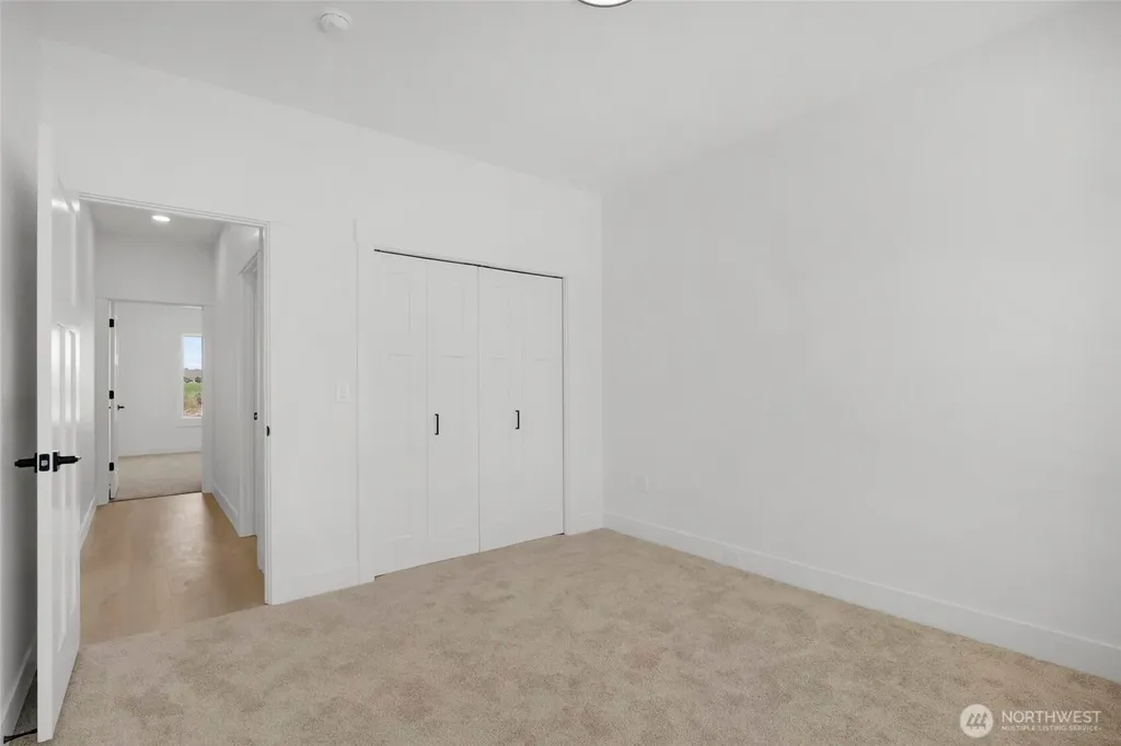 7471 Redmond Road NE Moses Lake WA 98837