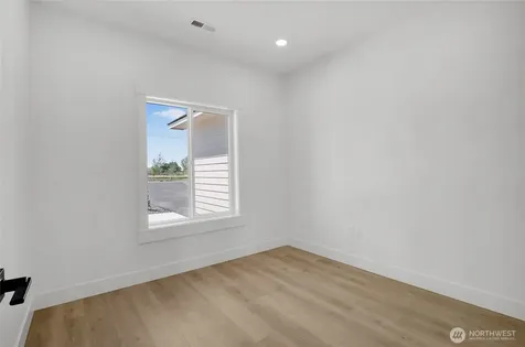 7471 Redmond Road NE Moses Lake WA 98837