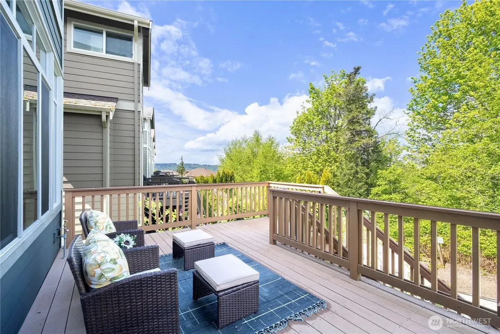 6611 Waterton Circle Mukilteo WA 98275