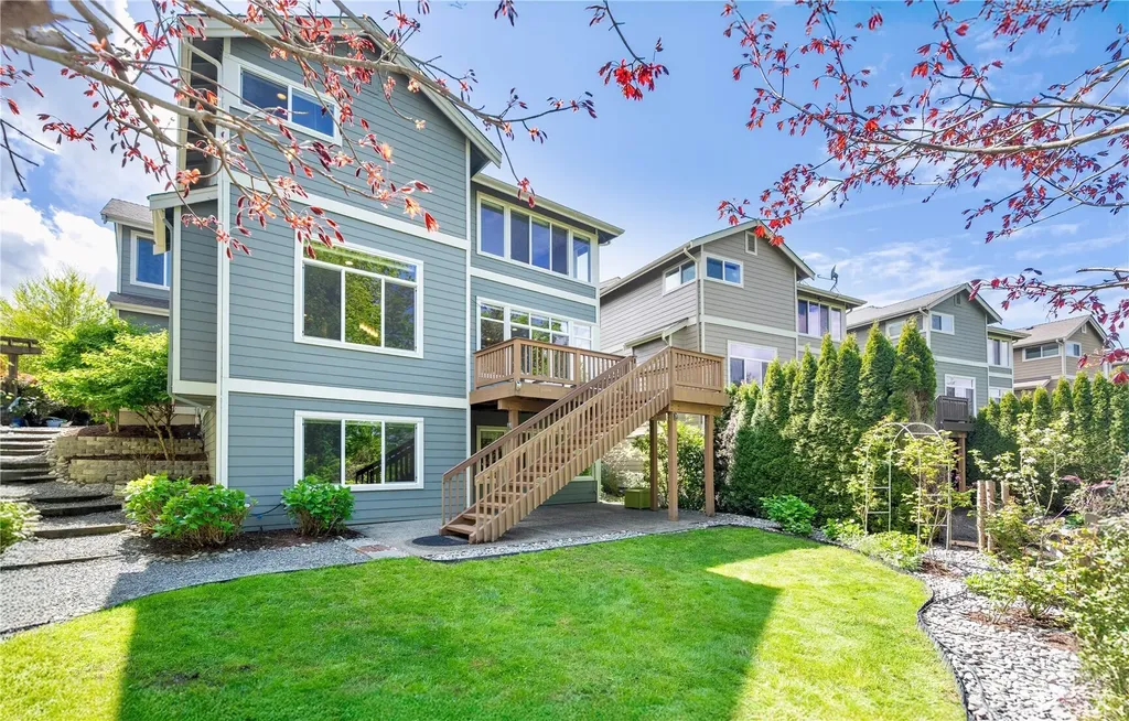 6611 Waterton Circle Mukilteo WA 98275