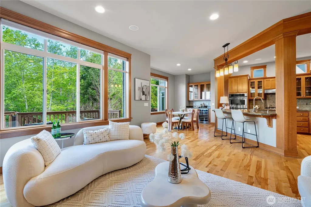 6611 Waterton Circle Mukilteo WA 98275