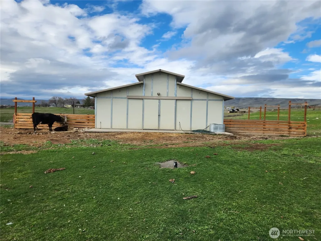 11660 Mieras Road Yakima WA 98901
