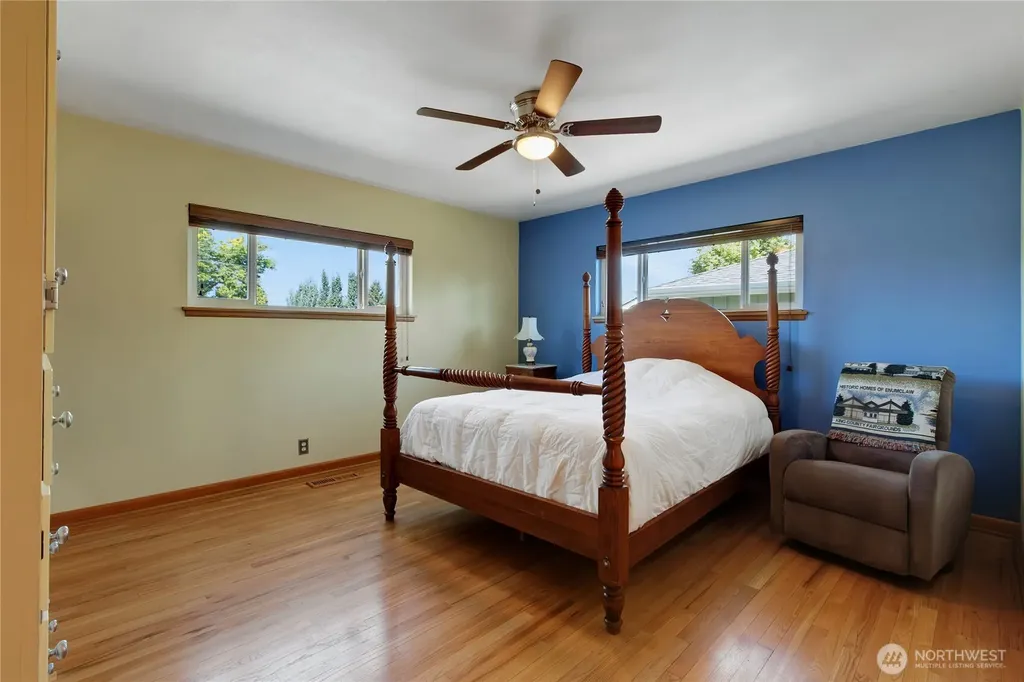 1167 Mckinley Street Enumclaw WA 98022