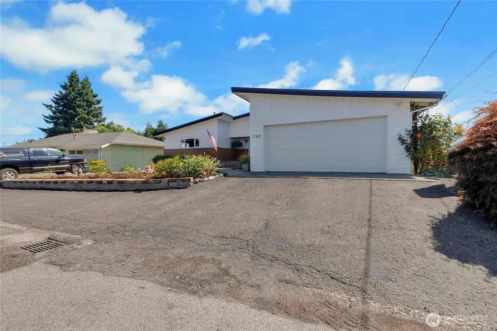 1167 Mckinley Street Enumclaw WA 98022