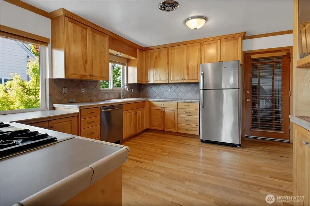 1167 Mckinley Street Enumclaw WA 98022