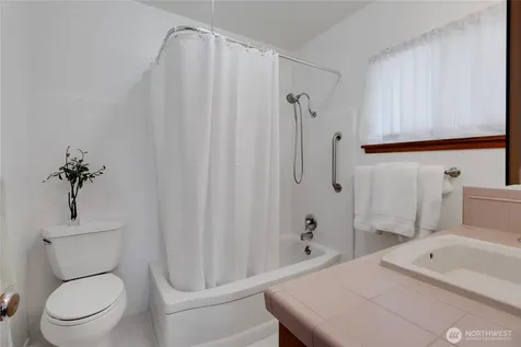 1167 Mckinley Street Enumclaw WA 98022