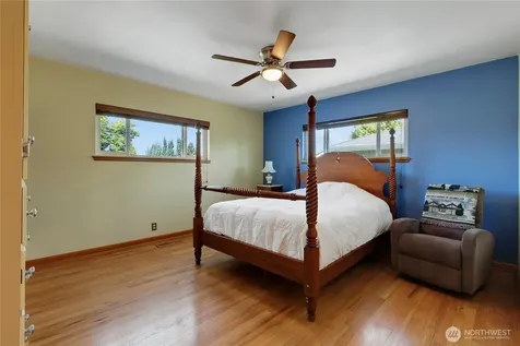 1167 Mckinley Street Enumclaw WA 98022