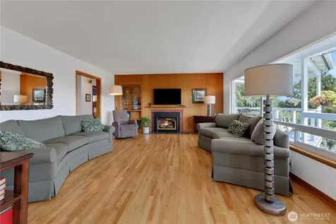 1167 Mckinley Street Enumclaw WA 98022