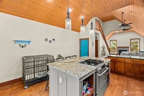 222 Oxbow Lake Lane Toledo WA 98591