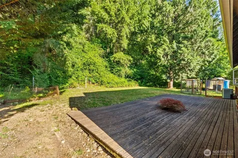 222 Oxbow Lake Lane Toledo WA 98591