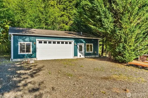 222 Oxbow Lake Lane Toledo WA 98591