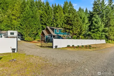 222 Oxbow Lake Lane Toledo WA 98591