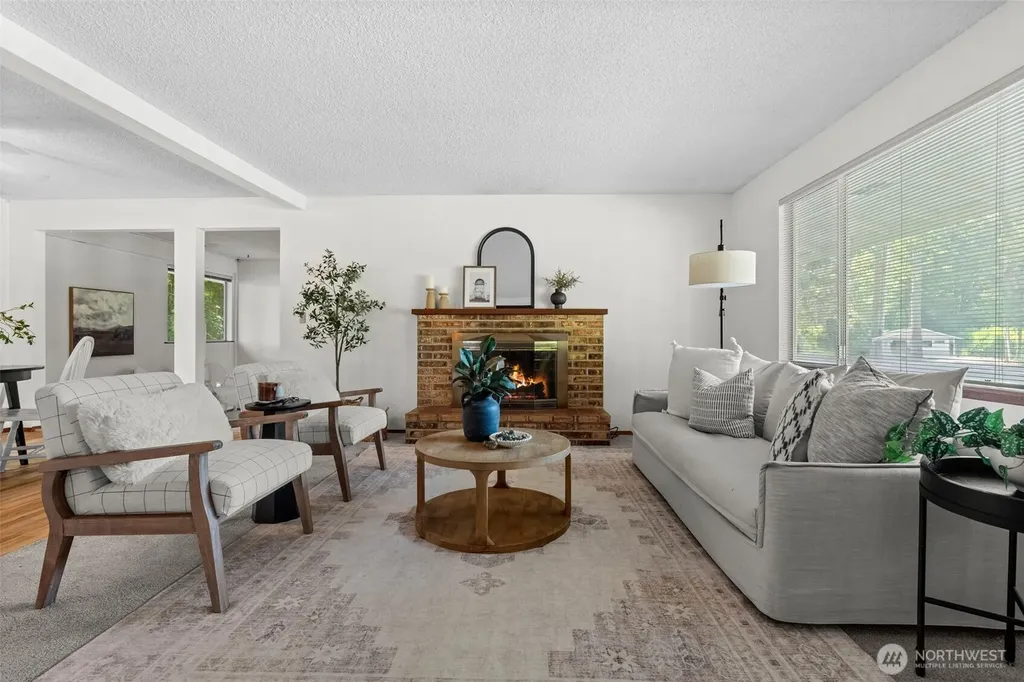 202 Fir Drive NW Gig Harbor WA 98335