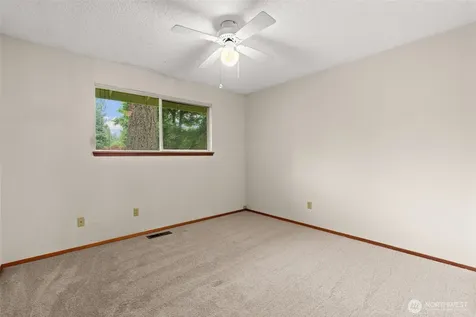 202 Fir Drive NW Gig Harbor WA 98335