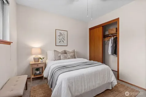 202 Fir Drive NW Gig Harbor WA 98335