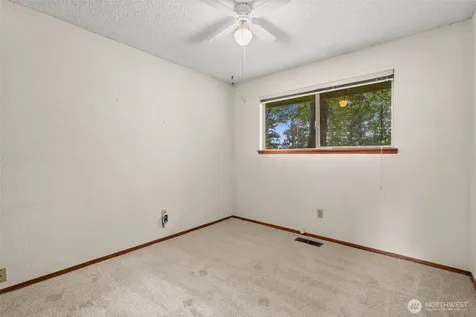 202 Fir Drive NW Gig Harbor WA 98335