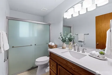 202 Fir Drive NW Gig Harbor WA 98335
