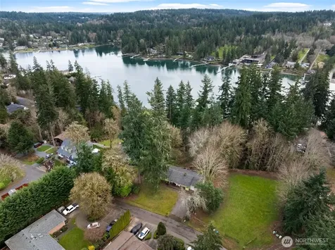 202 Fir Drive NW Gig Harbor WA 98335