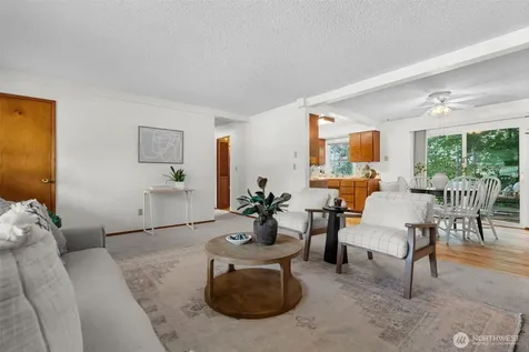 202 Fir Drive NW Gig Harbor WA 98335