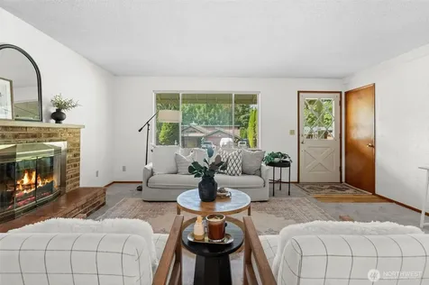202 Fir Drive NW Gig Harbor WA 98335