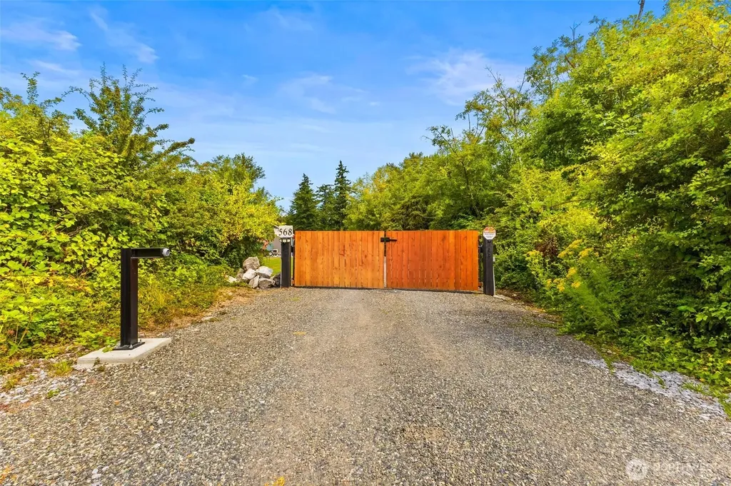 568 Wiltse Lane Bellingham WA 98226