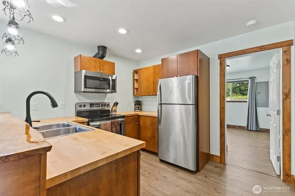 568 Wiltse Lane Bellingham WA 98226