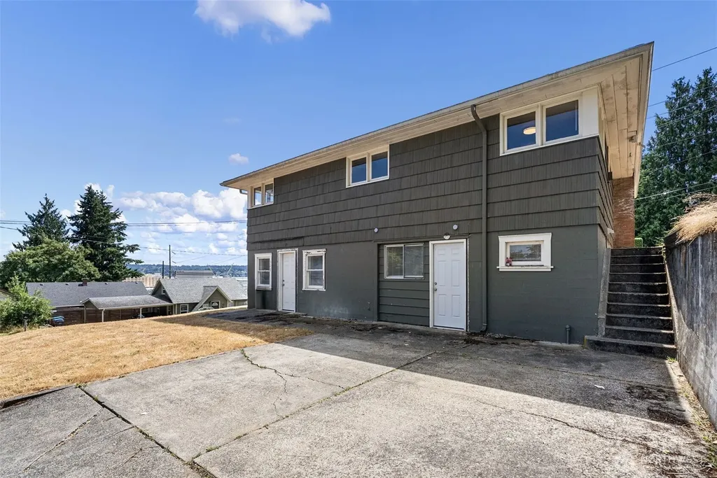 3202 Farragut Street Bremerton WA 98312