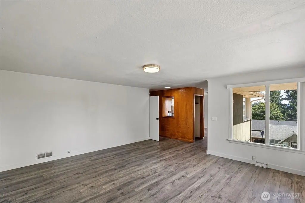 3202 Farragut Street Bremerton WA 98312