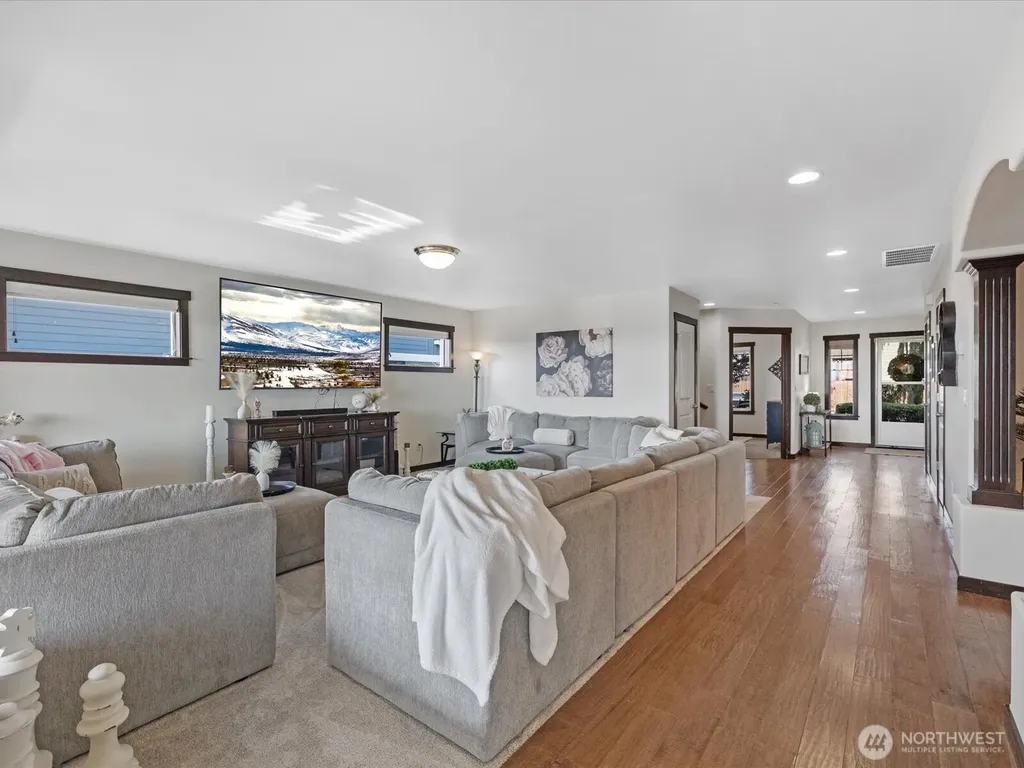 1406 72nd Avenue SE Lake Stevens WA 98258