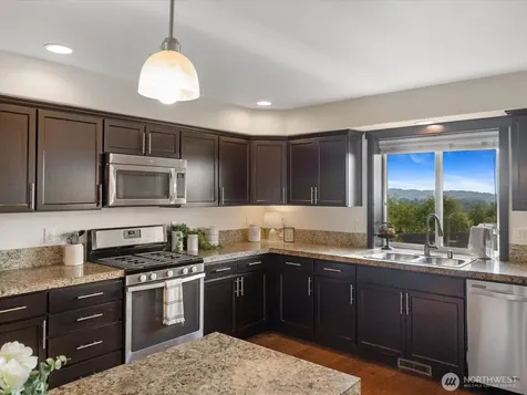 1406 72nd Avenue SE Lake Stevens WA 98258