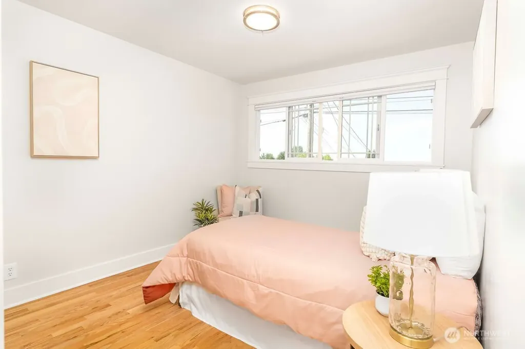 1010 Daley Street Edmonds WA 98020