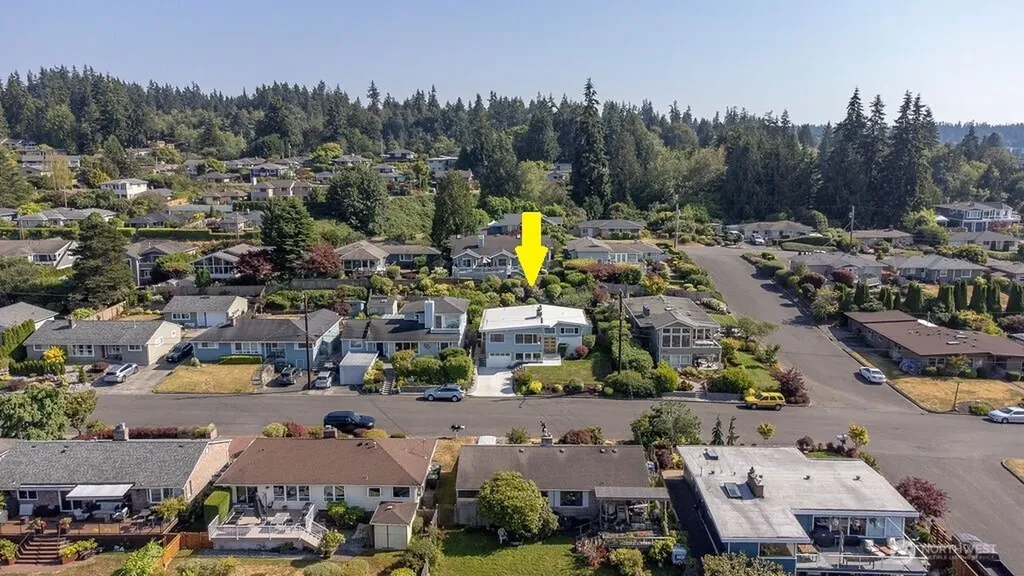 1010 Daley Street Edmonds WA 98020